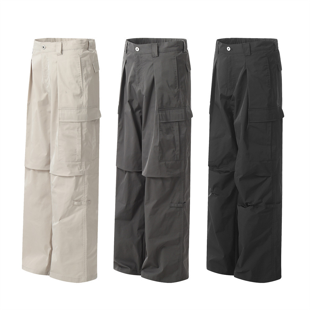 Cargo Pants — Straight-Leg Pocket Detail — Product view