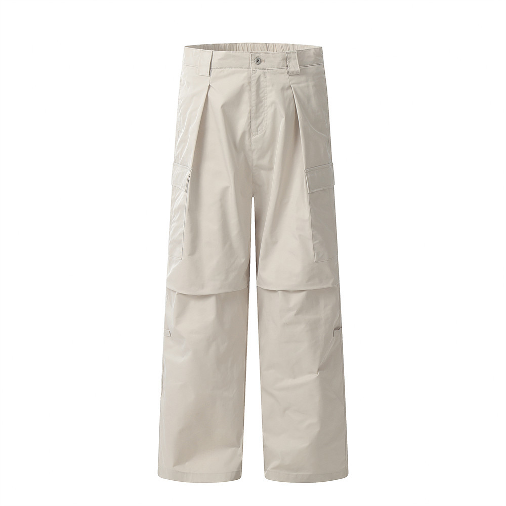 Cargo Pants — Straight-Leg Pocket Detail — Detail view 2
